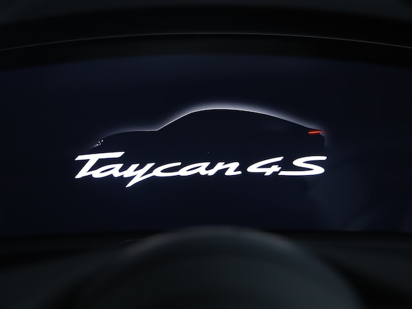 Used Porsche Taycan 2025 for sale - 75693561: Photo 18