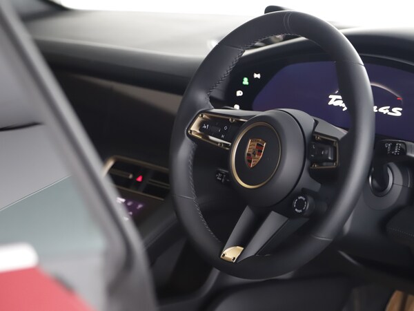 Used Porsche Taycan 2025 for sale - 75693561: Photo 20