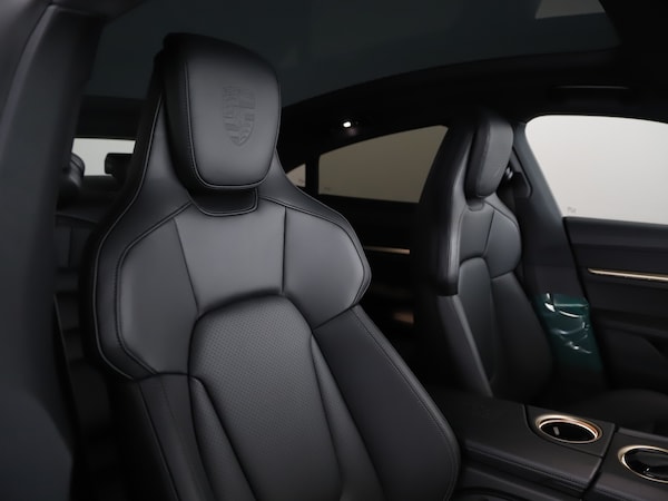 Used Porsche Taycan 2025 for sale - 75693561: Photo 21