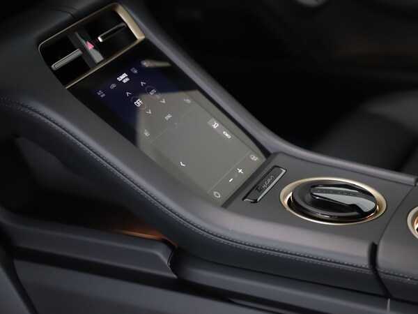 Used Porsche Taycan 2025 for sale - 75693561: Photo 42
