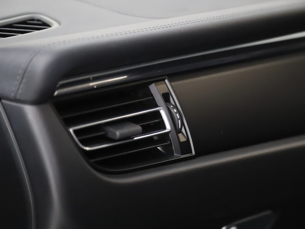 Used Porsche Macan 1969 for sale - 75619957: Photo 15