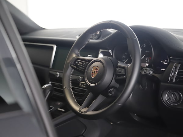 Used Porsche Macan 1969 for sale - 75619957: Photo 34
