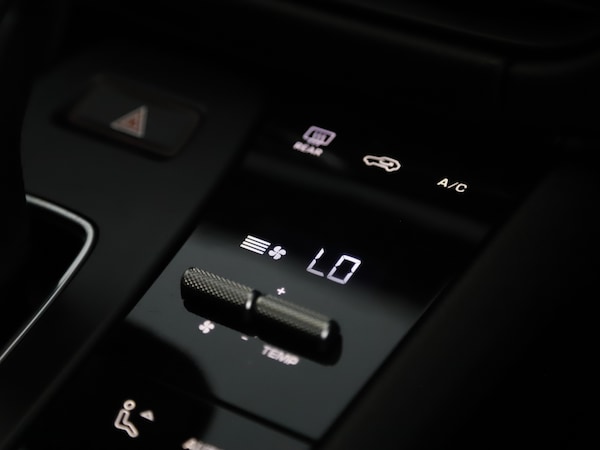 Used Porsche Macan 1969 for sale - 75619957: Photo 9