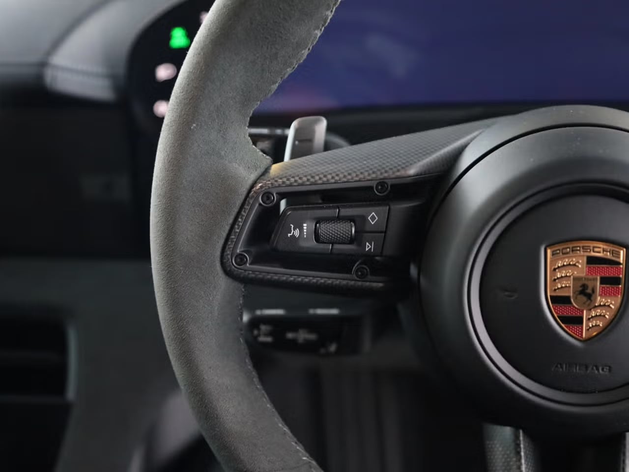 Used Porsche Taycan 2025 for sale - 77118100: Photo 30