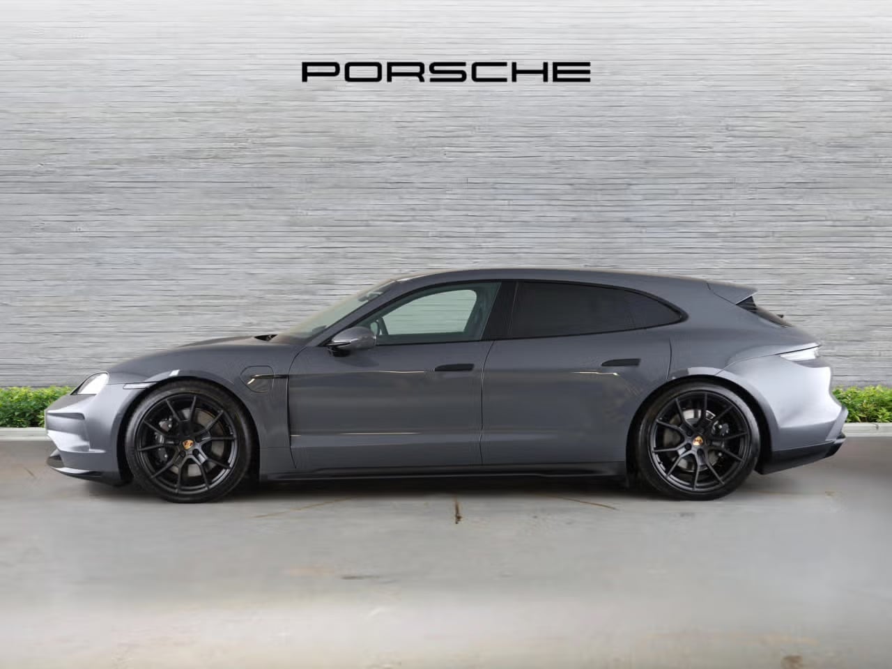 Used Porsche Taycan 2025 for sale - 77118100: Photo 5