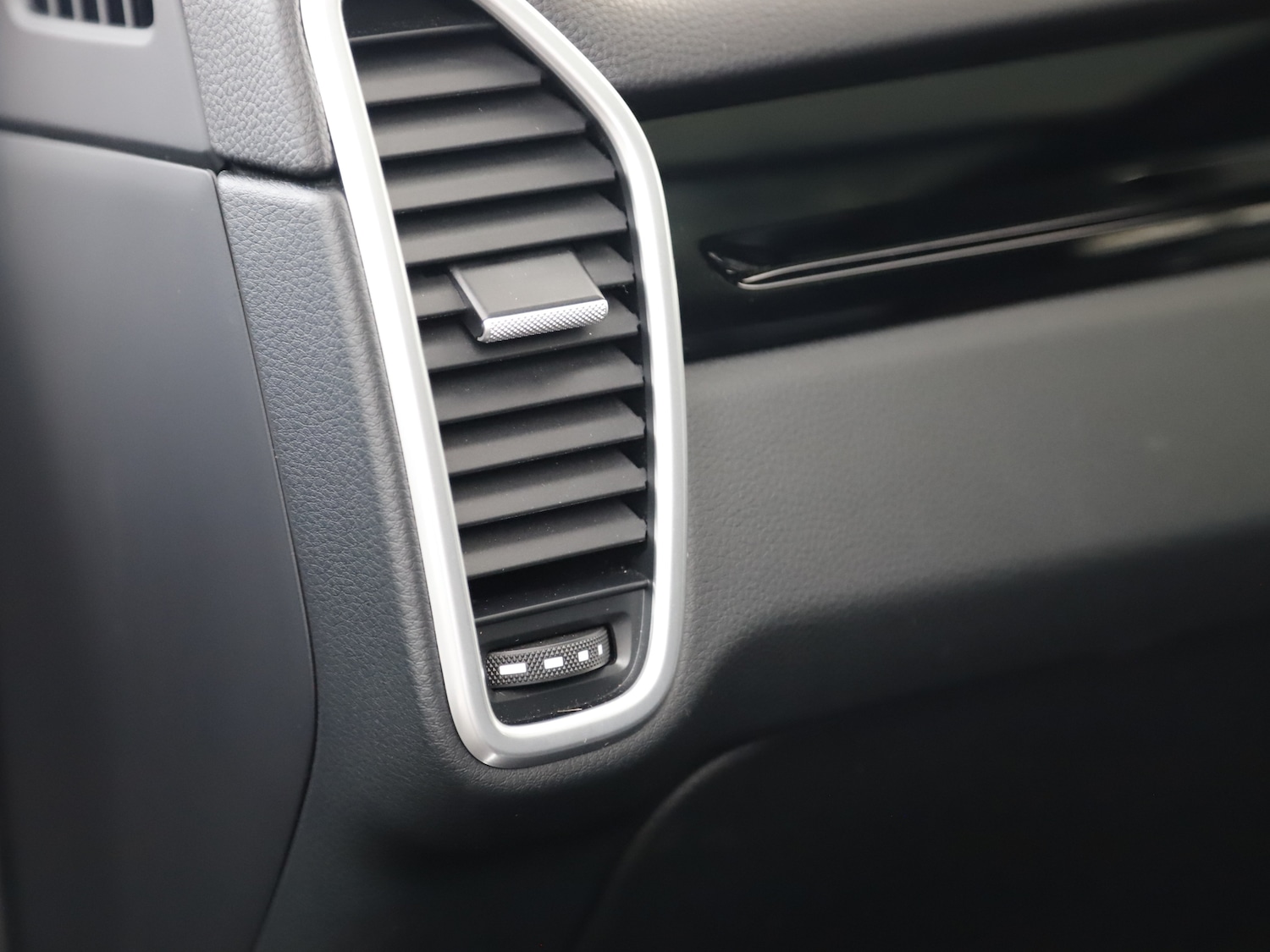 Used Porsche Cayenne 2019 for sale - 76535057: Photo 16