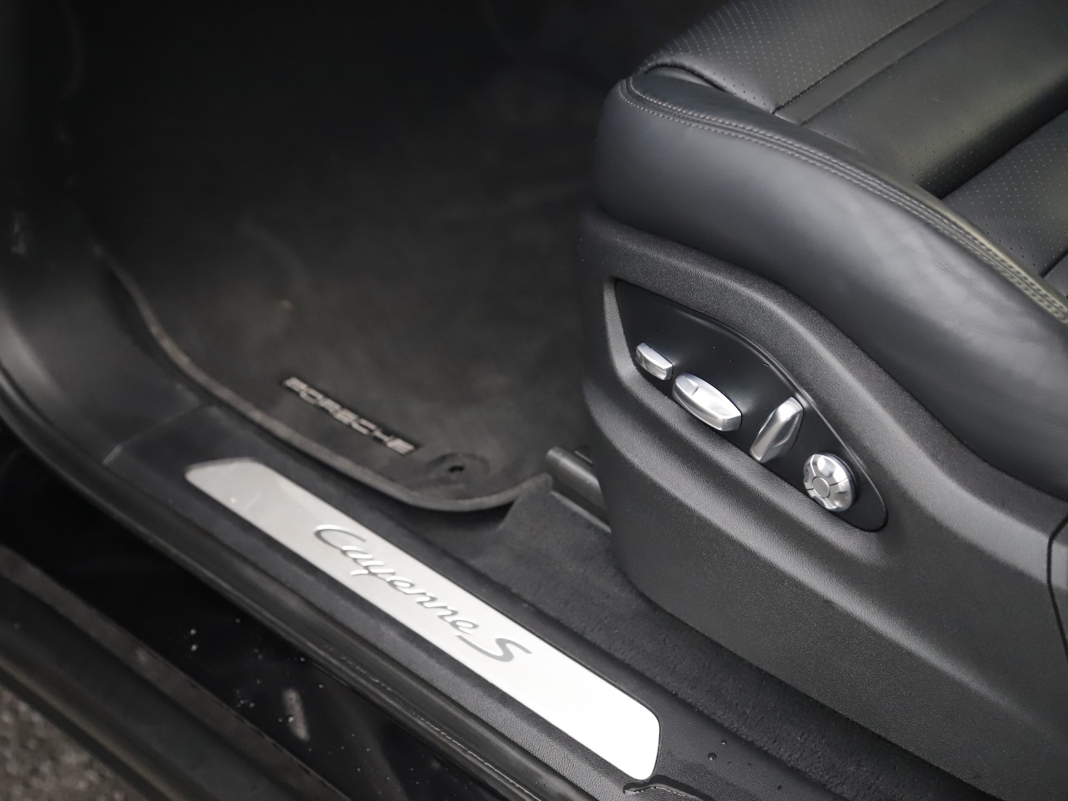 Used Porsche Cayenne 2019 for sale - 76535057: Photo 25