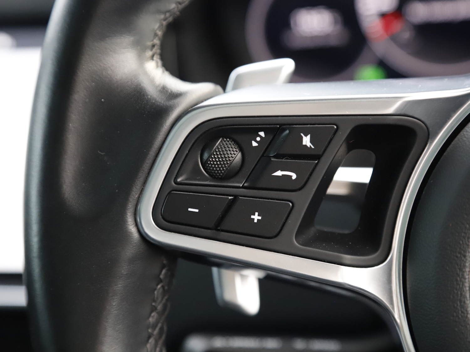 Used Porsche Cayenne 2019 for sale - 76535057: Photo 34