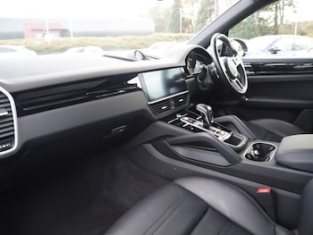 Used Porsche Cayenne 2019 for sale - 76535057: Photo