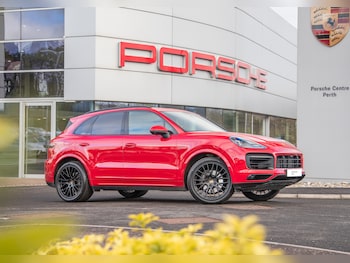 Used Porsche Cayenne 2021 for sale - 78287370: Photo