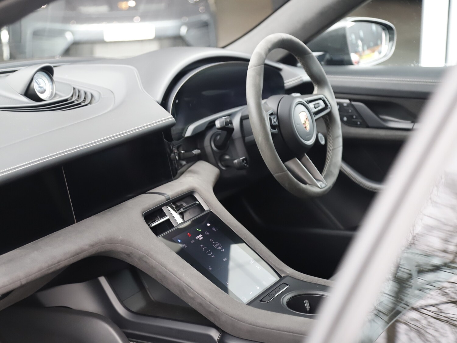 Used Porsche Taycan 2023 for sale - 77850572: Photo 23