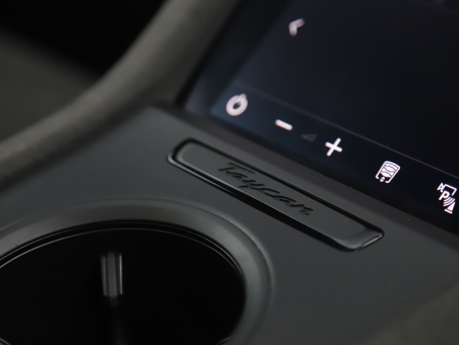 Used Porsche Taycan 2023 for sale - 77850572: Photo 37