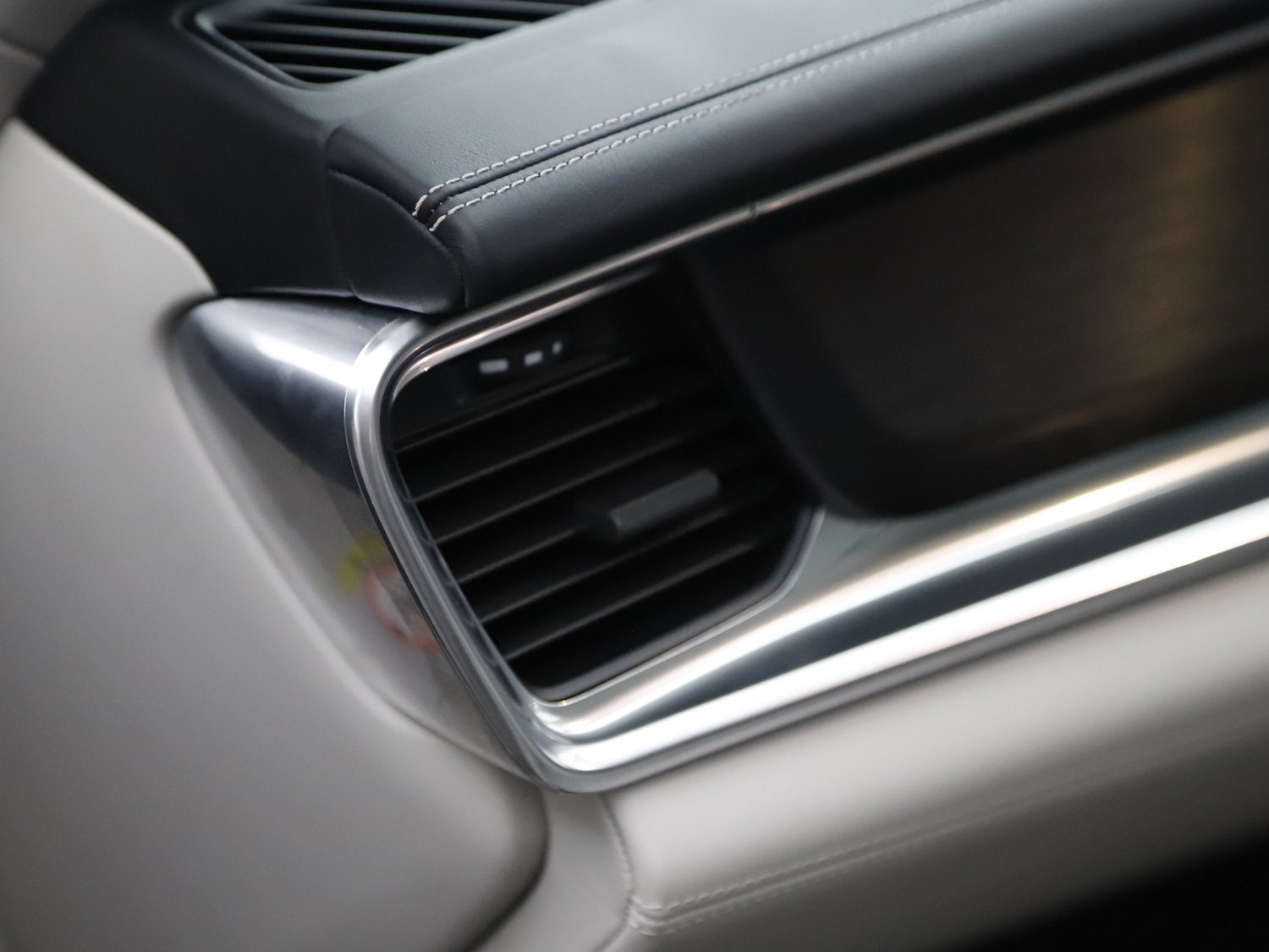 Used Porsche Panamera 2023 for sale - 76884294: Photo 11