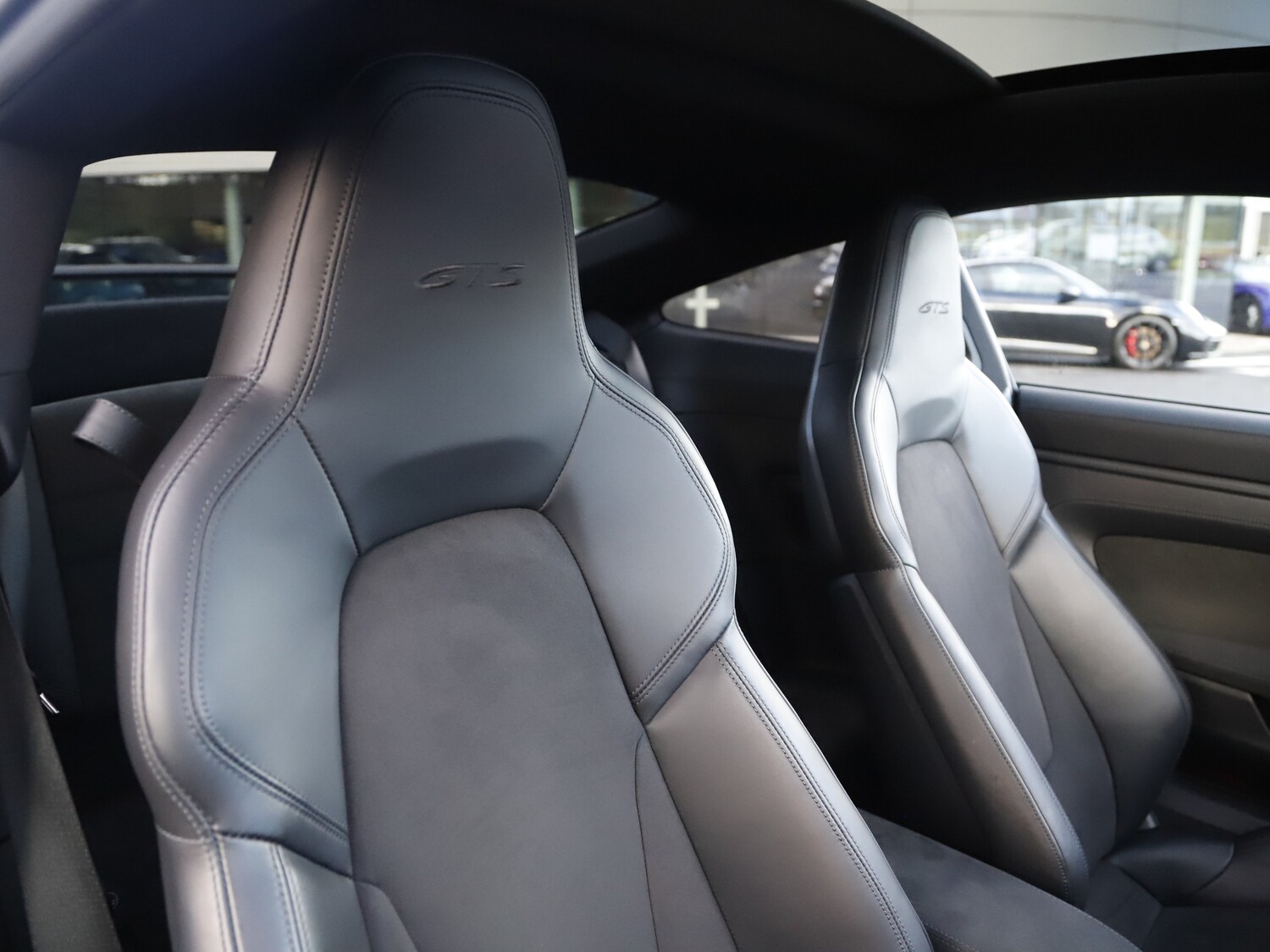 Used Porsche 911 2022 for sale - 76344982: Photo 10