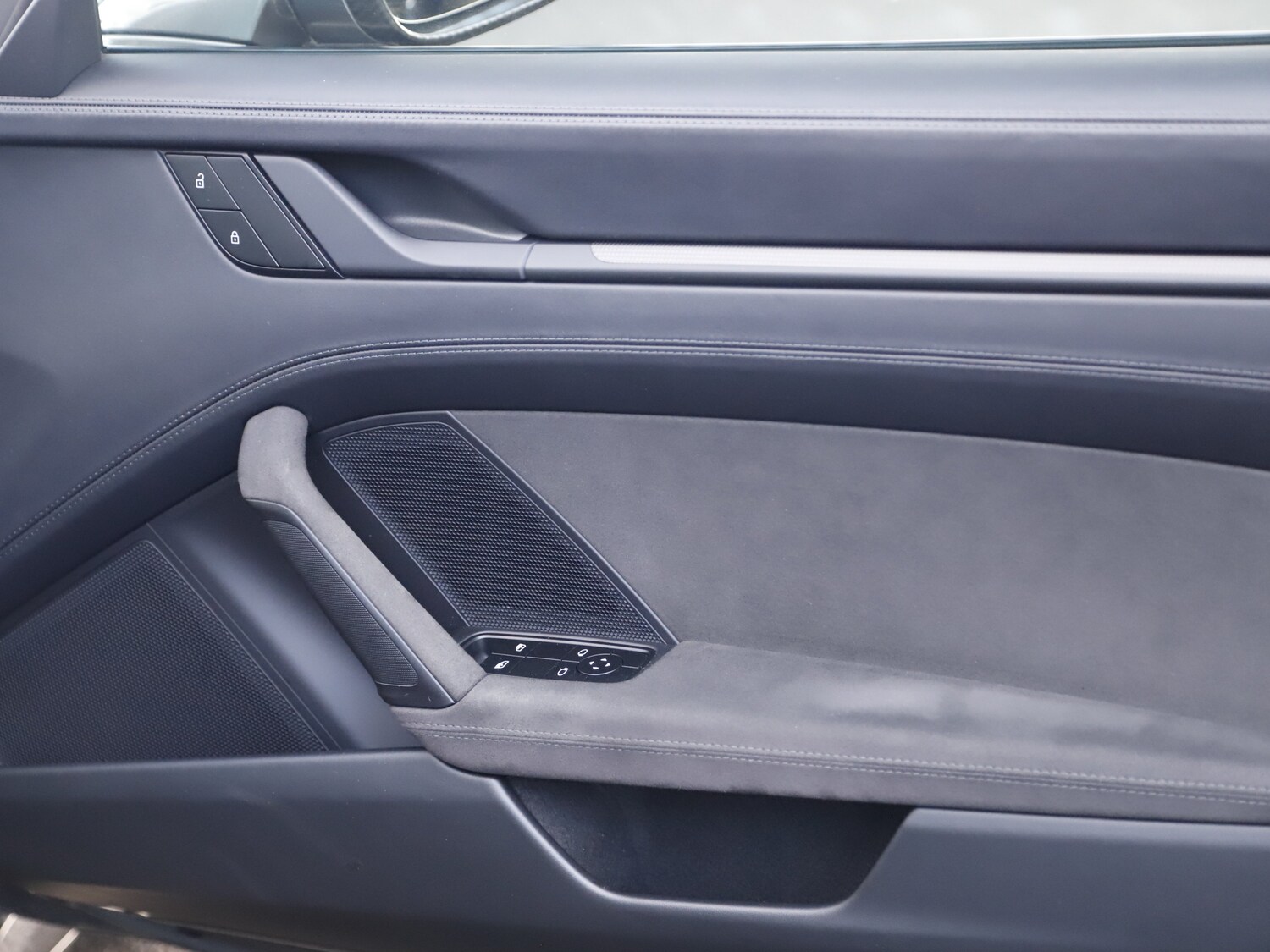 Used Porsche 911 2022 for sale - 76344982: Photo 35