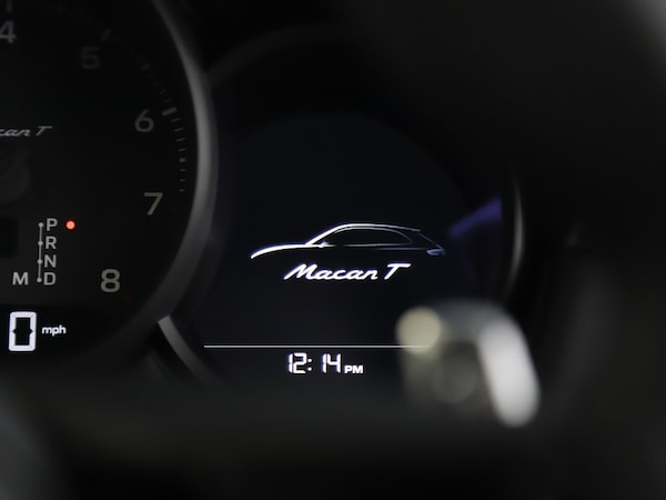 Used Porsche Macan 2025 for sale - 75528268: Photo 14