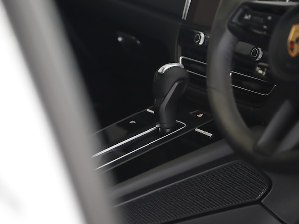 Used Porsche Macan 2025 for sale - 75528268: Photo 16