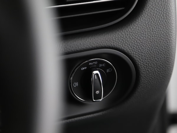 Used Porsche Macan 2025 for sale - 75528268: Photo 33
