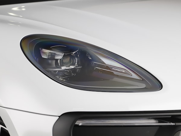 Used Porsche Macan 2025 for sale - 75528268: Photo 46