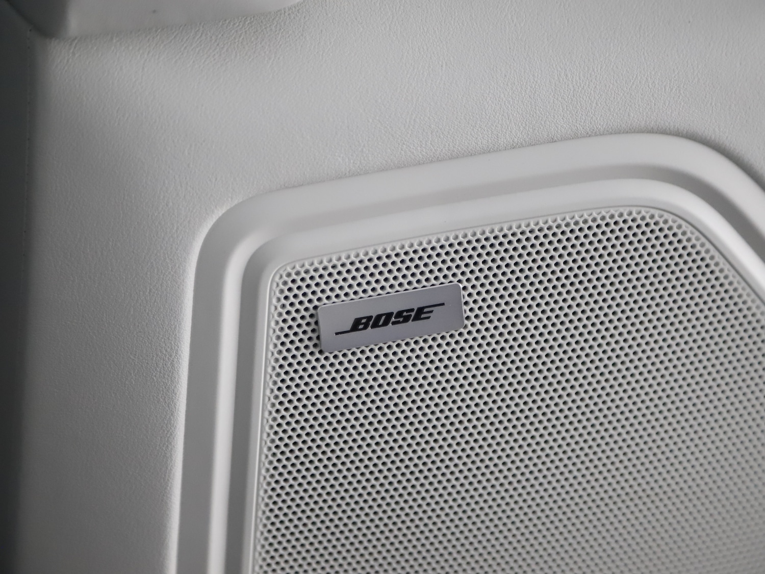 Used Porsche Macan 2025 for sale - 76884293: Photo 36