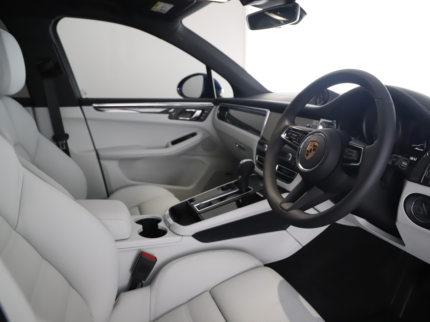 Used Porsche Macan 2025 for sale - 76884293: Photo 39