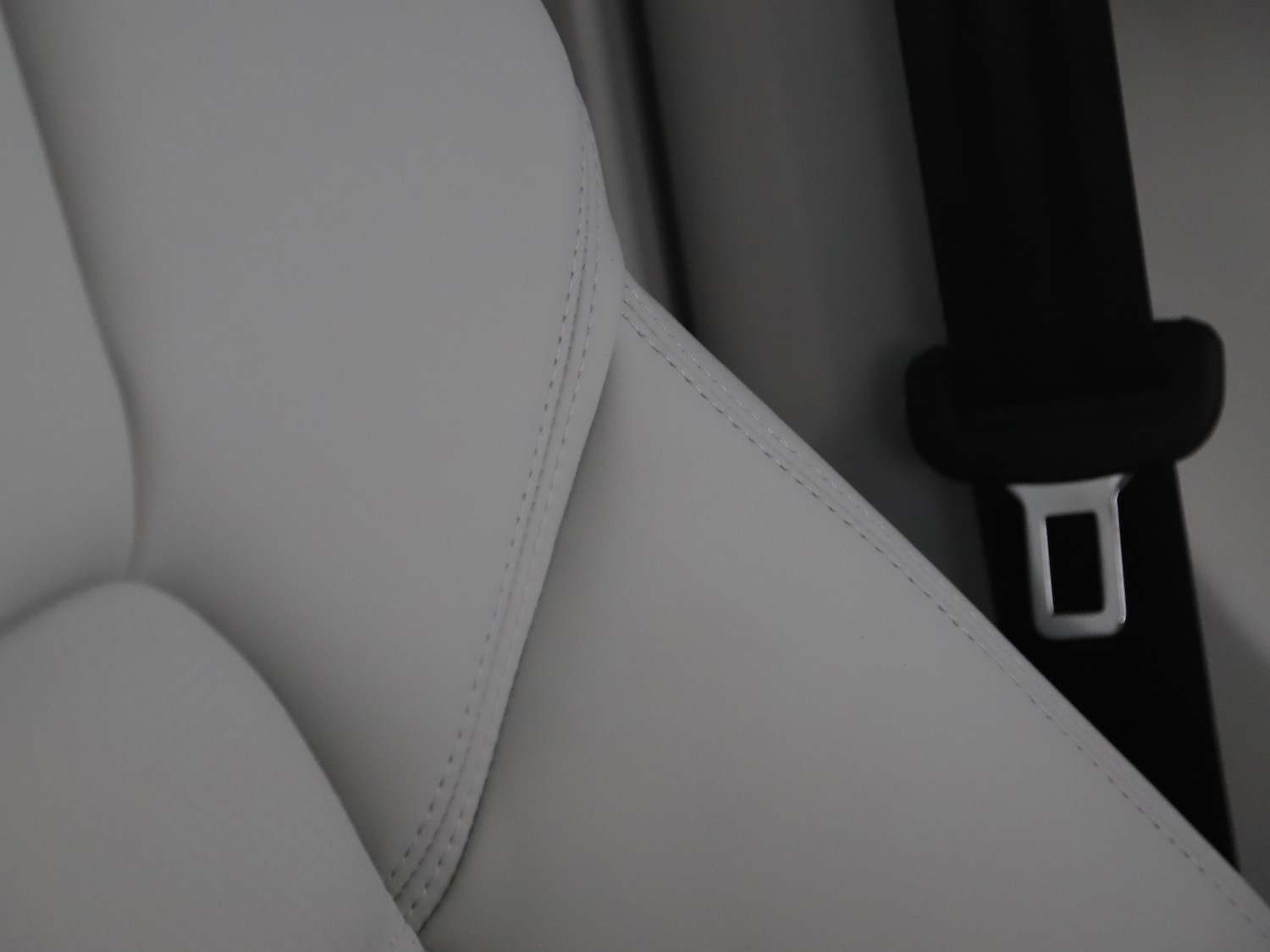 Used Porsche Macan 2025 for sale - 76884293: Photo 46