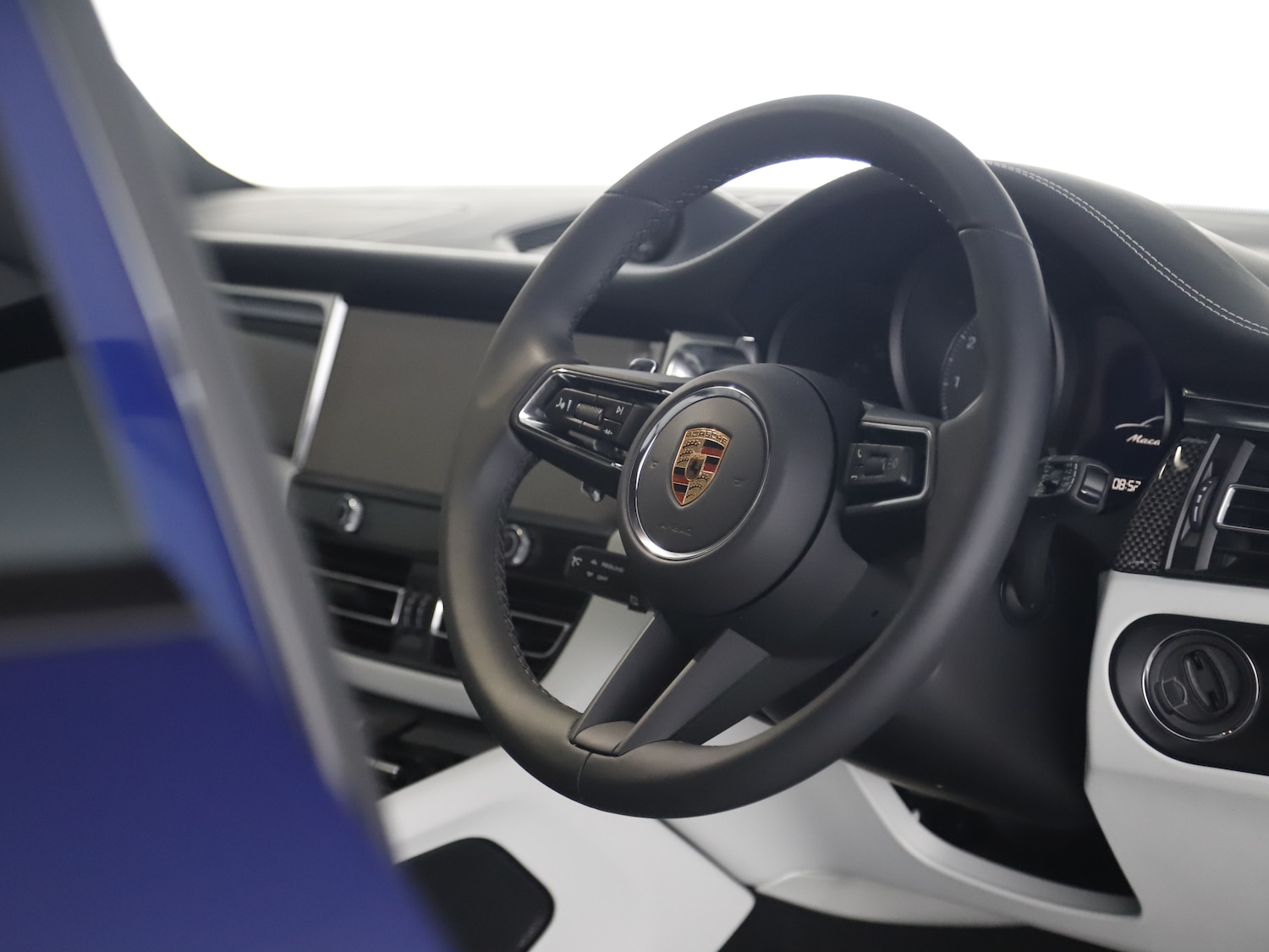 Used Porsche Macan 2025 for sale - 76884293: Photo 47