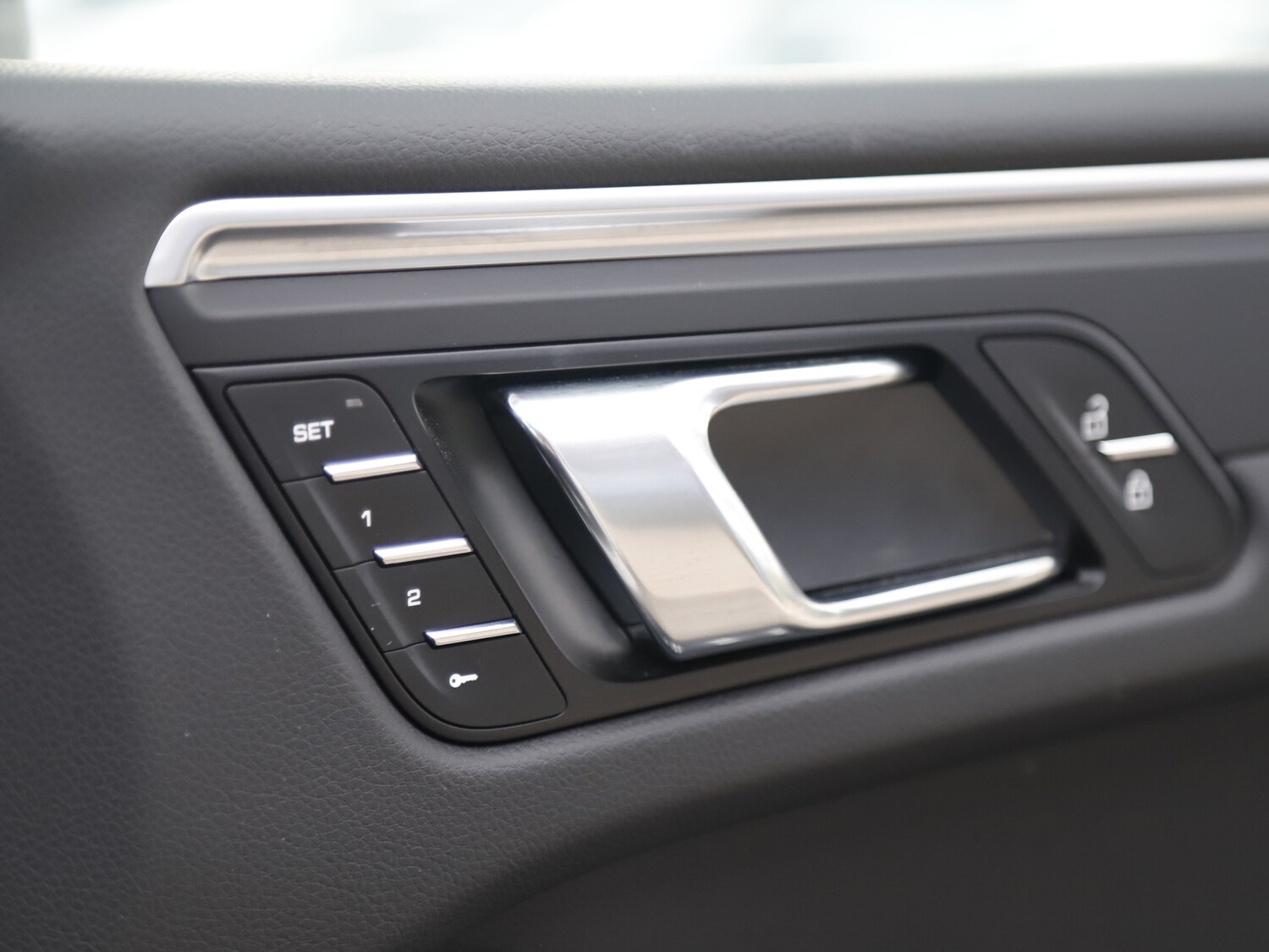 Used Porsche Macan 2024 for sale - 77582588: Photo 19