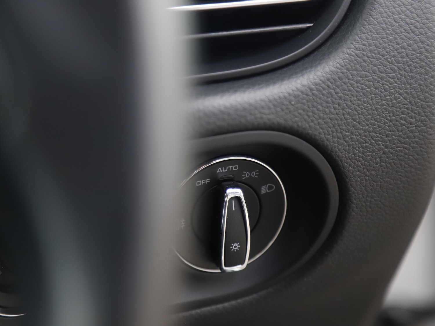 Used Porsche Macan 2024 for sale - 77582588: Photo 25