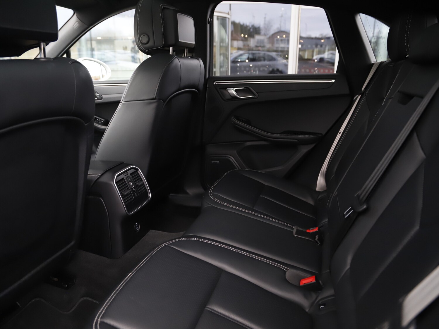 Used Porsche Macan 2024 for sale - 77582588: Photo 33