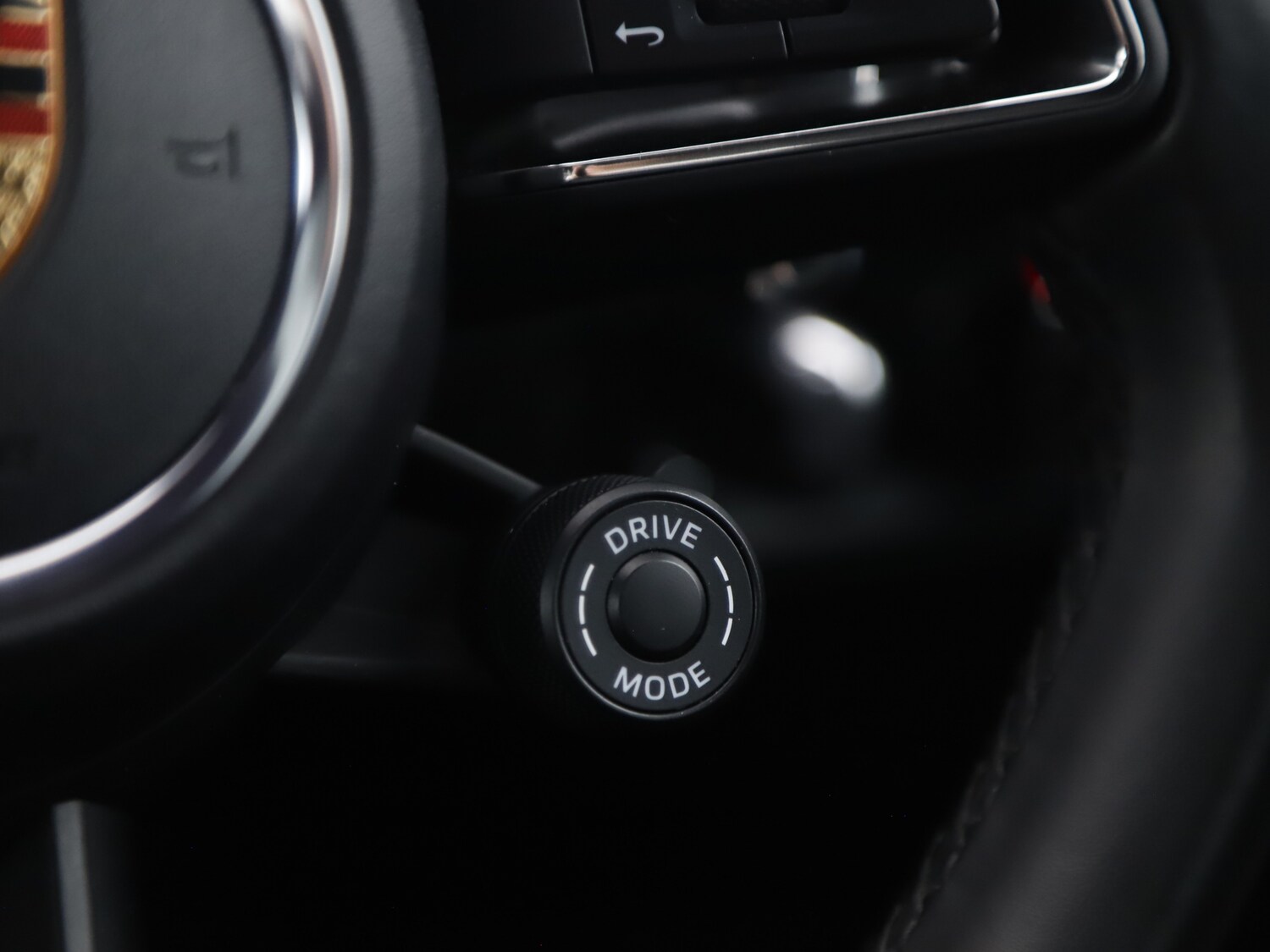 Used Porsche Macan 2024 for sale - 77582588: Photo 43