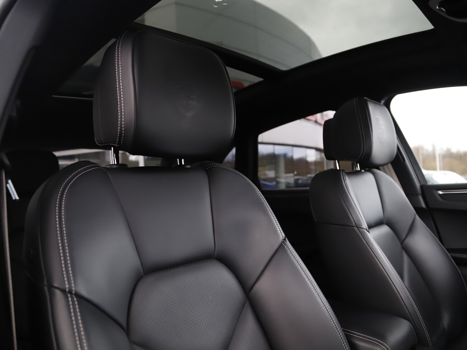 Used Porsche Macan 2024 for sale - 77582588: Photo 46