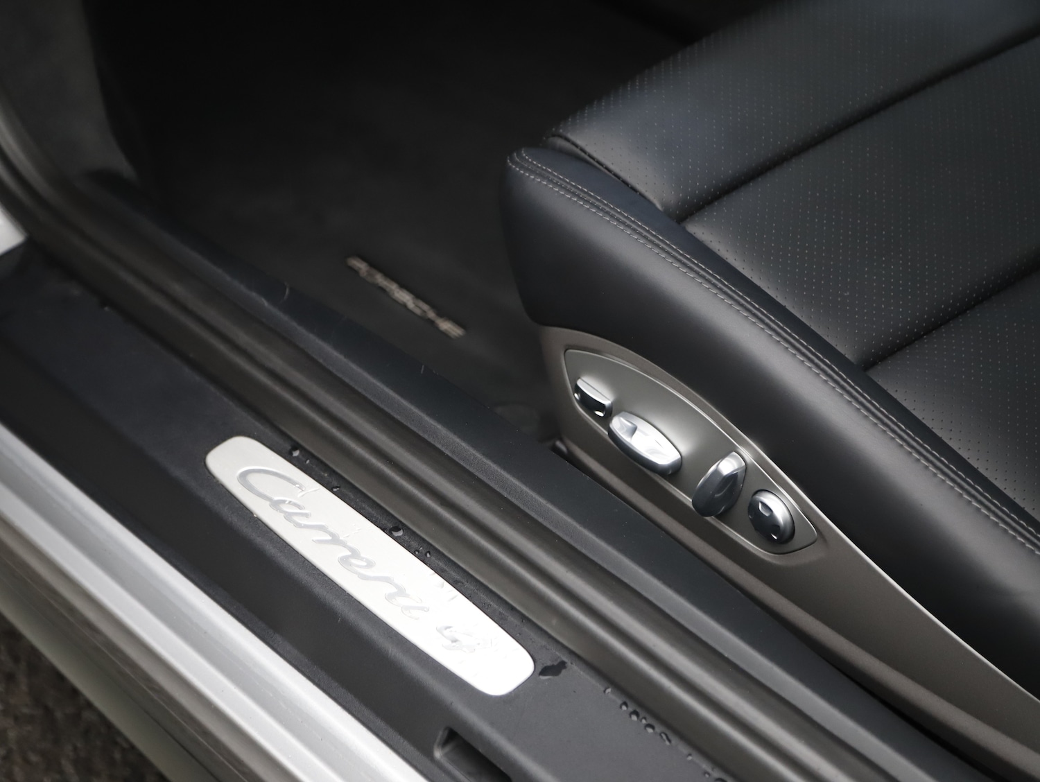 Used Porsche 911 2017 for sale - 77679832: Photo 17