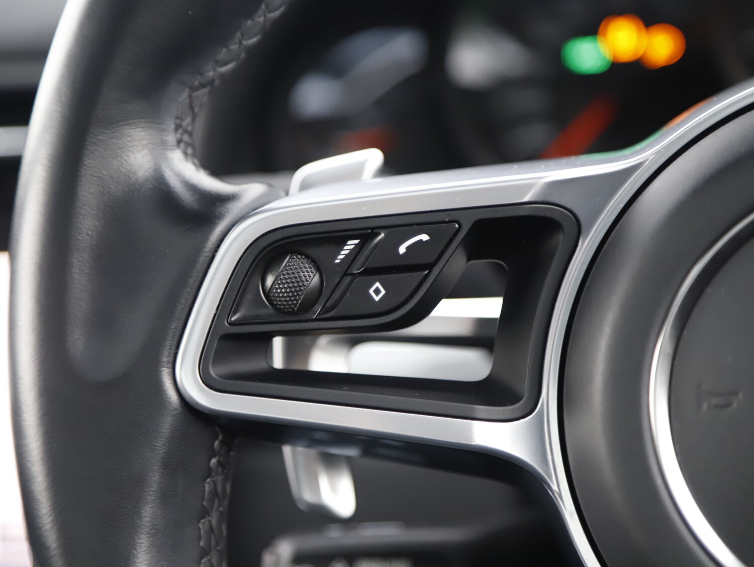 Used Porsche 911 2017 for sale - 77679832: Photo 40