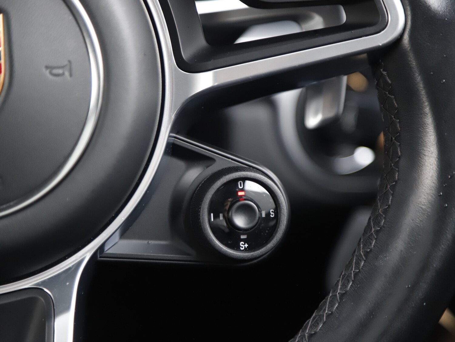 Used Porsche 911 2017 for sale - 77679832: Photo 43