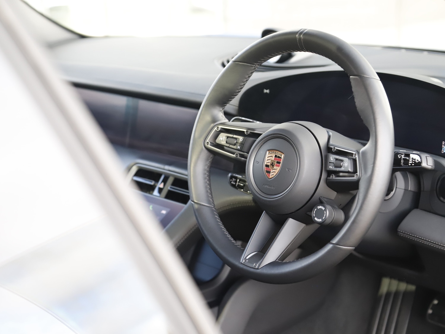 Used Porsche Taycan 2024 for sale - 78095660: Photo 28