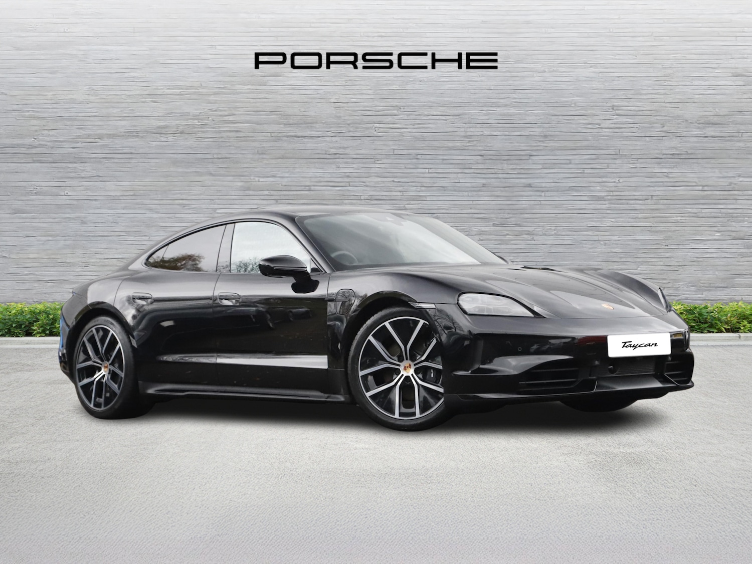Used Porsche Taycan 2025 for sale - 76711915: Photo 1