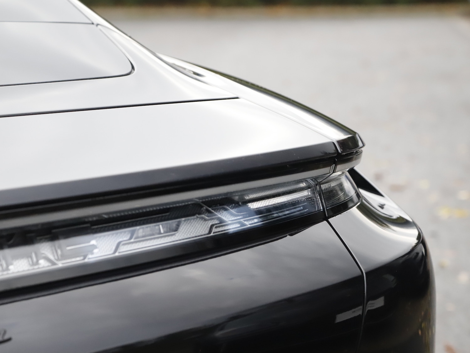 Used Porsche Taycan 2025 for sale - 76711915: Photo 16