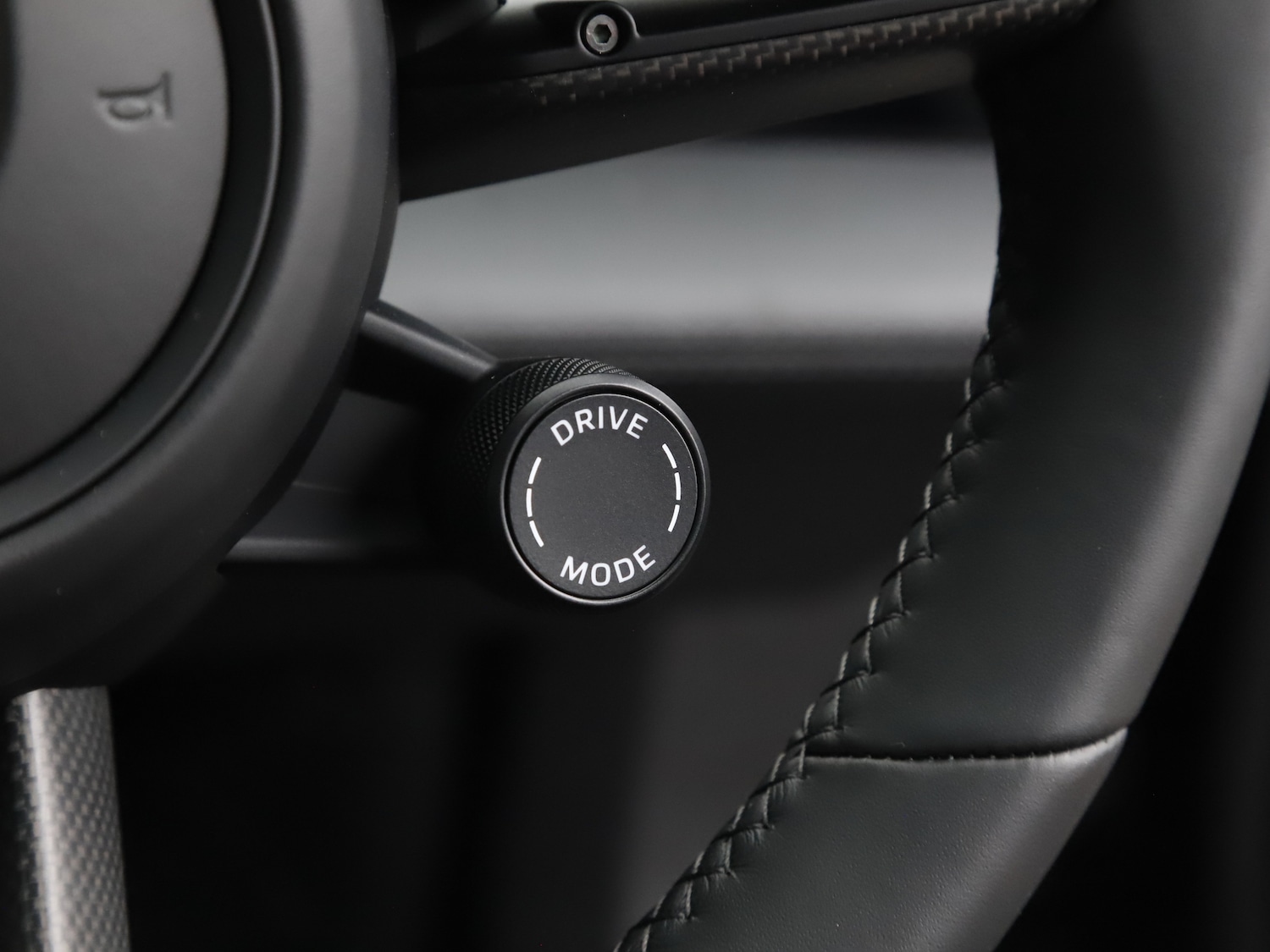 Used Porsche Taycan 2025 for sale - 76711915: Photo 23