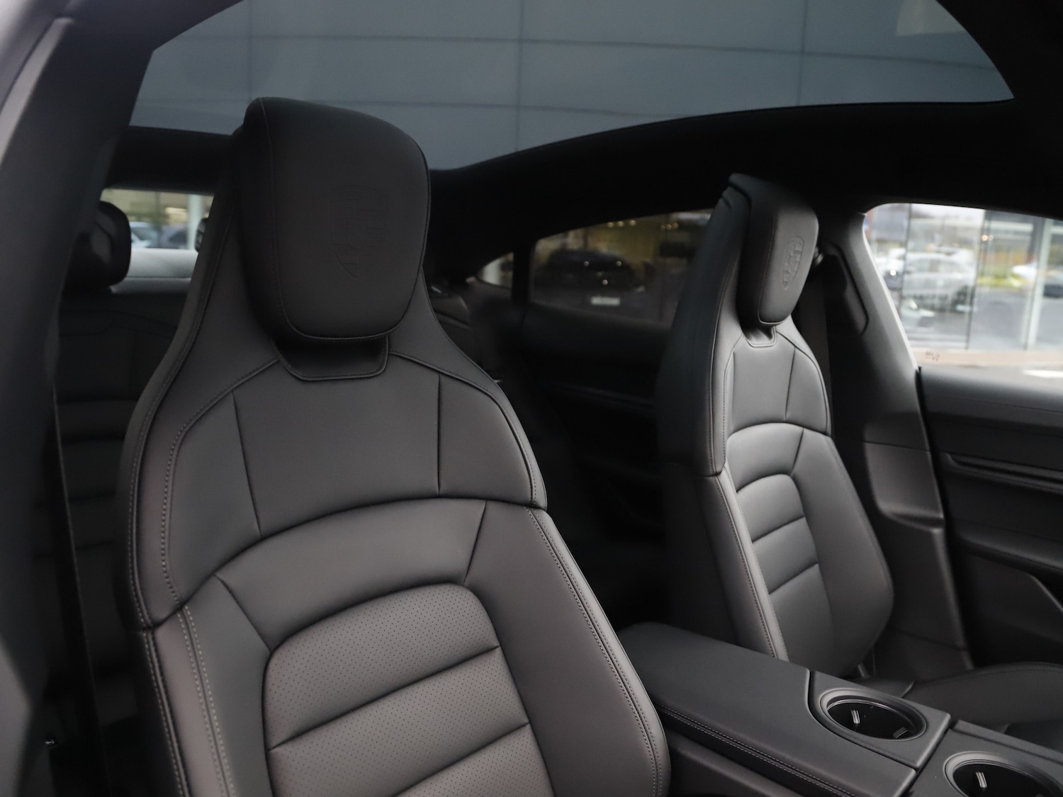 Used Porsche Taycan 2025 for sale - 76711915: Photo 26