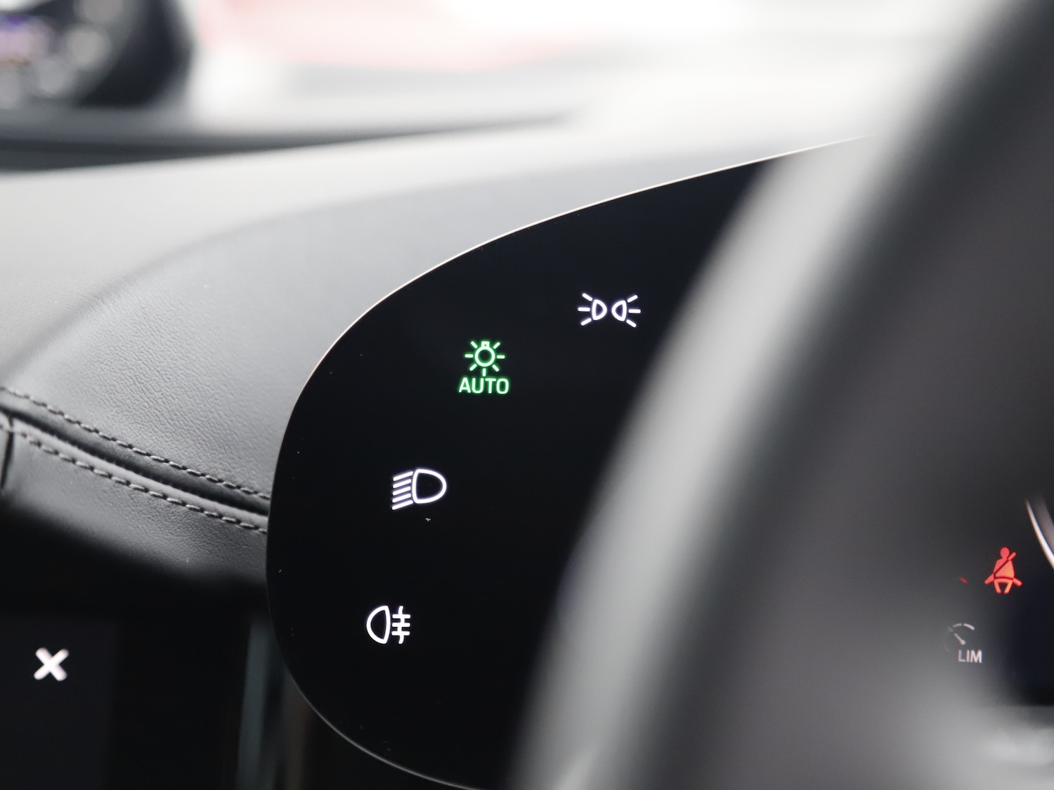 Used Porsche Taycan 2025 for sale - 76711915: Photo 32