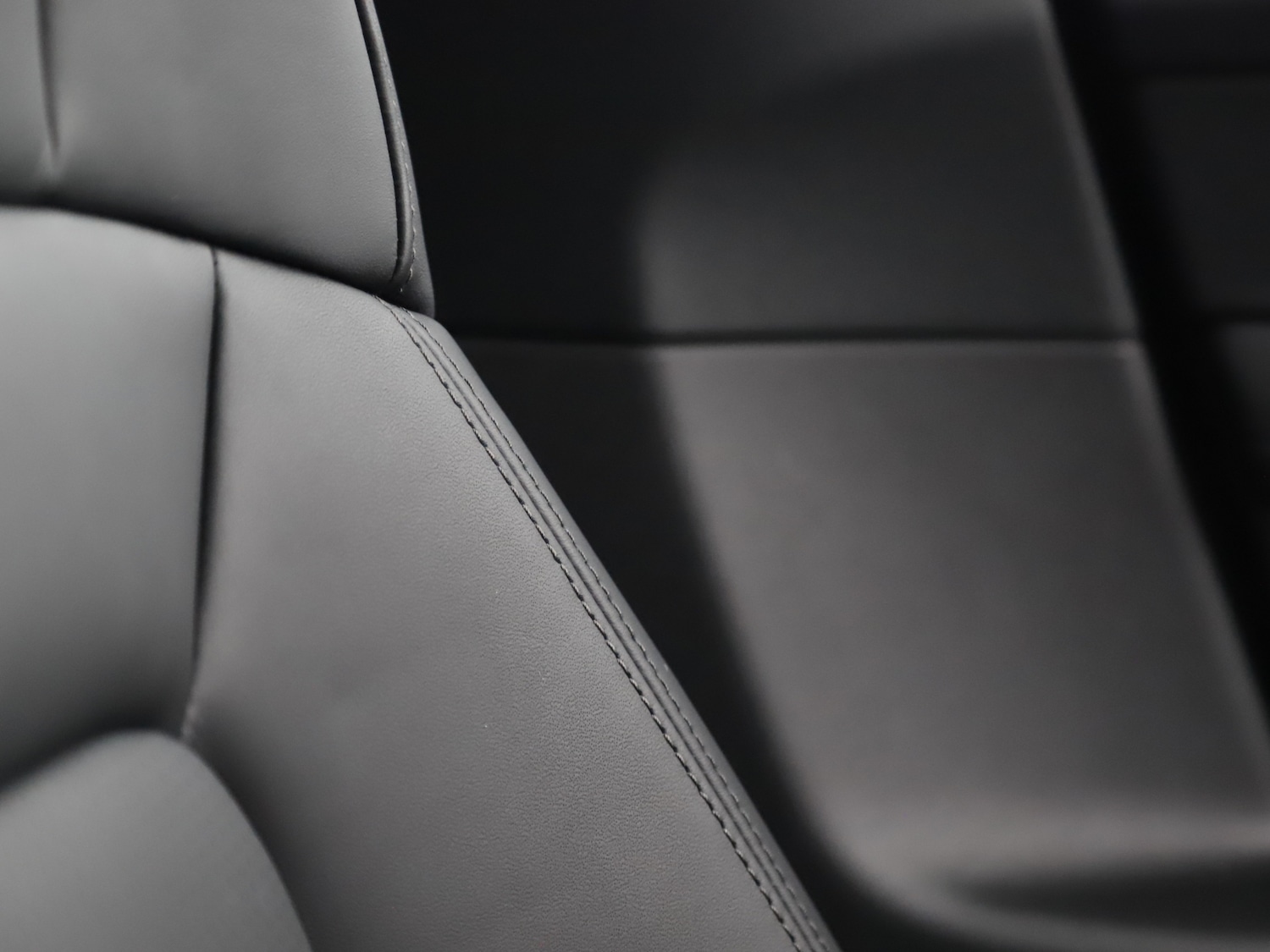 Used Porsche Taycan 2025 for sale - 76711915: Photo 44