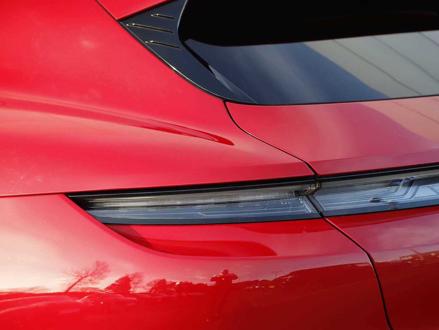 Used Porsche Taycan 2023 for sale - 77952080: Photo 10