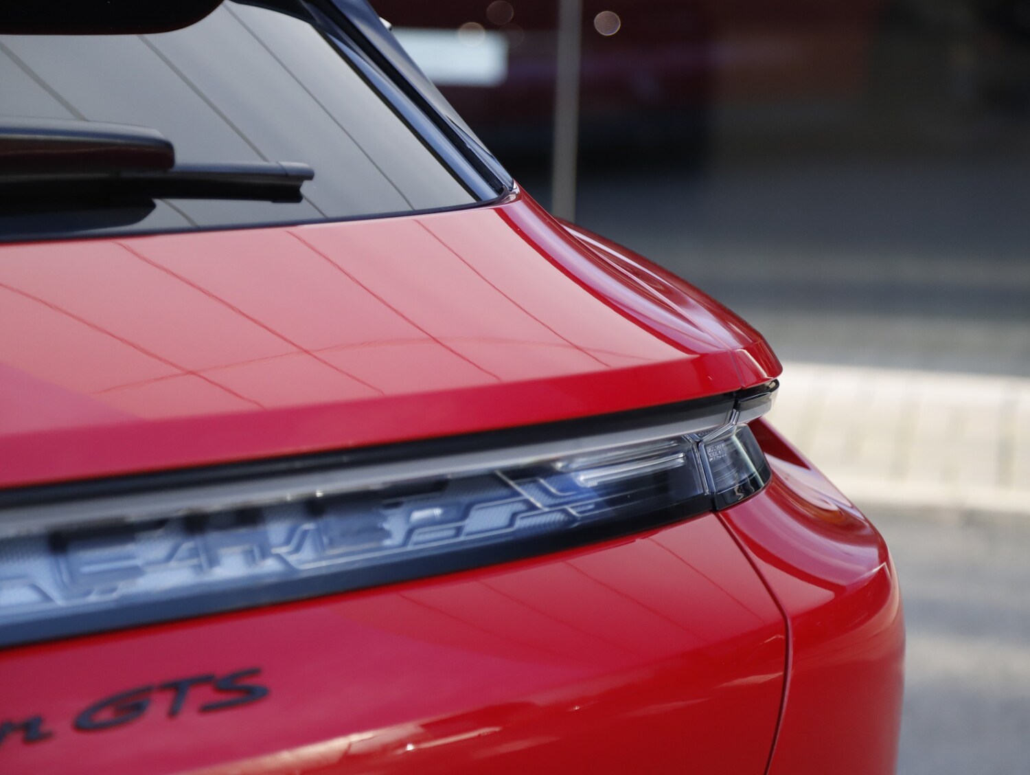 Used Porsche Taycan 2023 for sale - 77952080: Photo 12