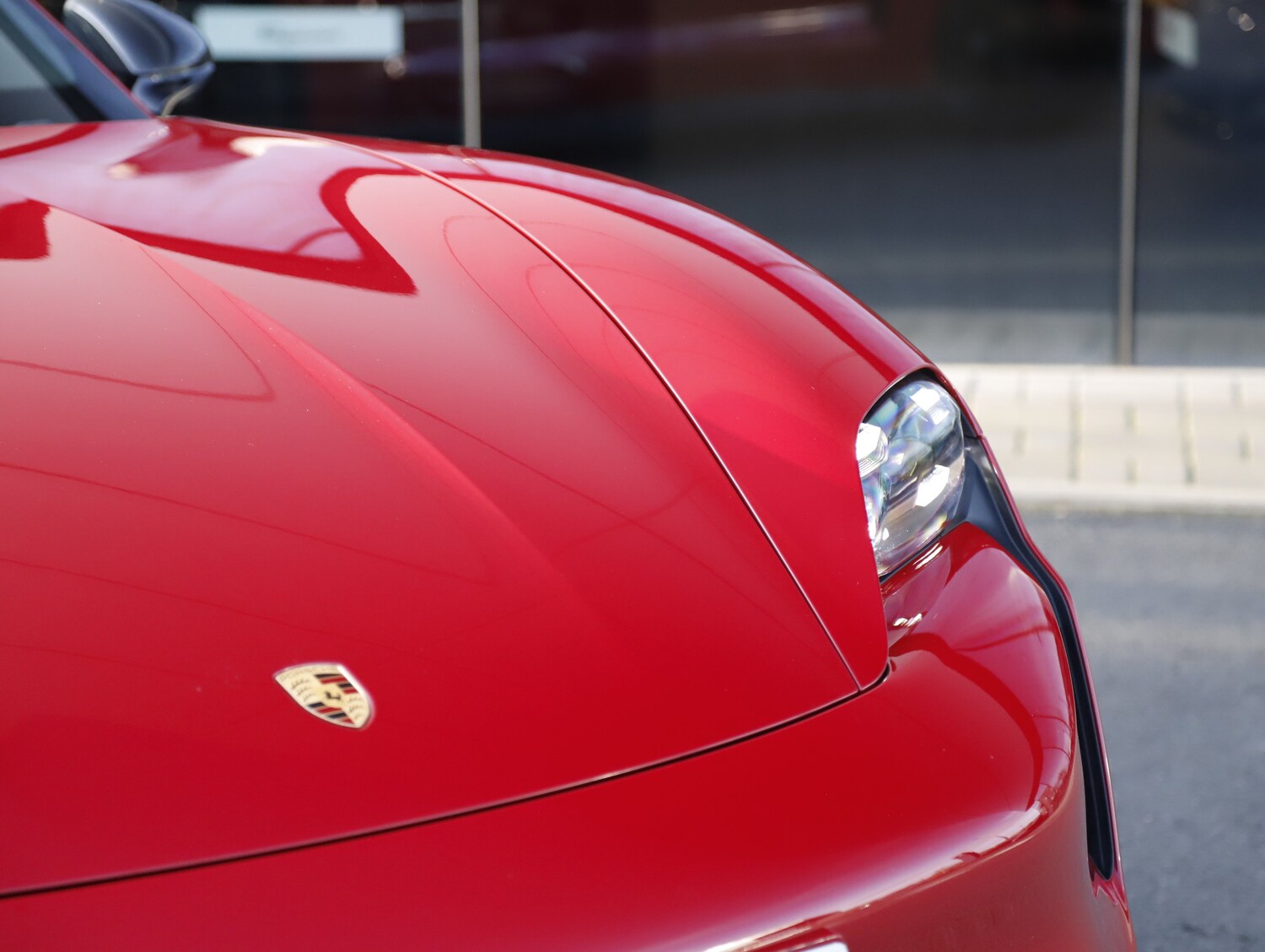 Used Porsche Taycan 2023 for sale - 77952080: Photo 16