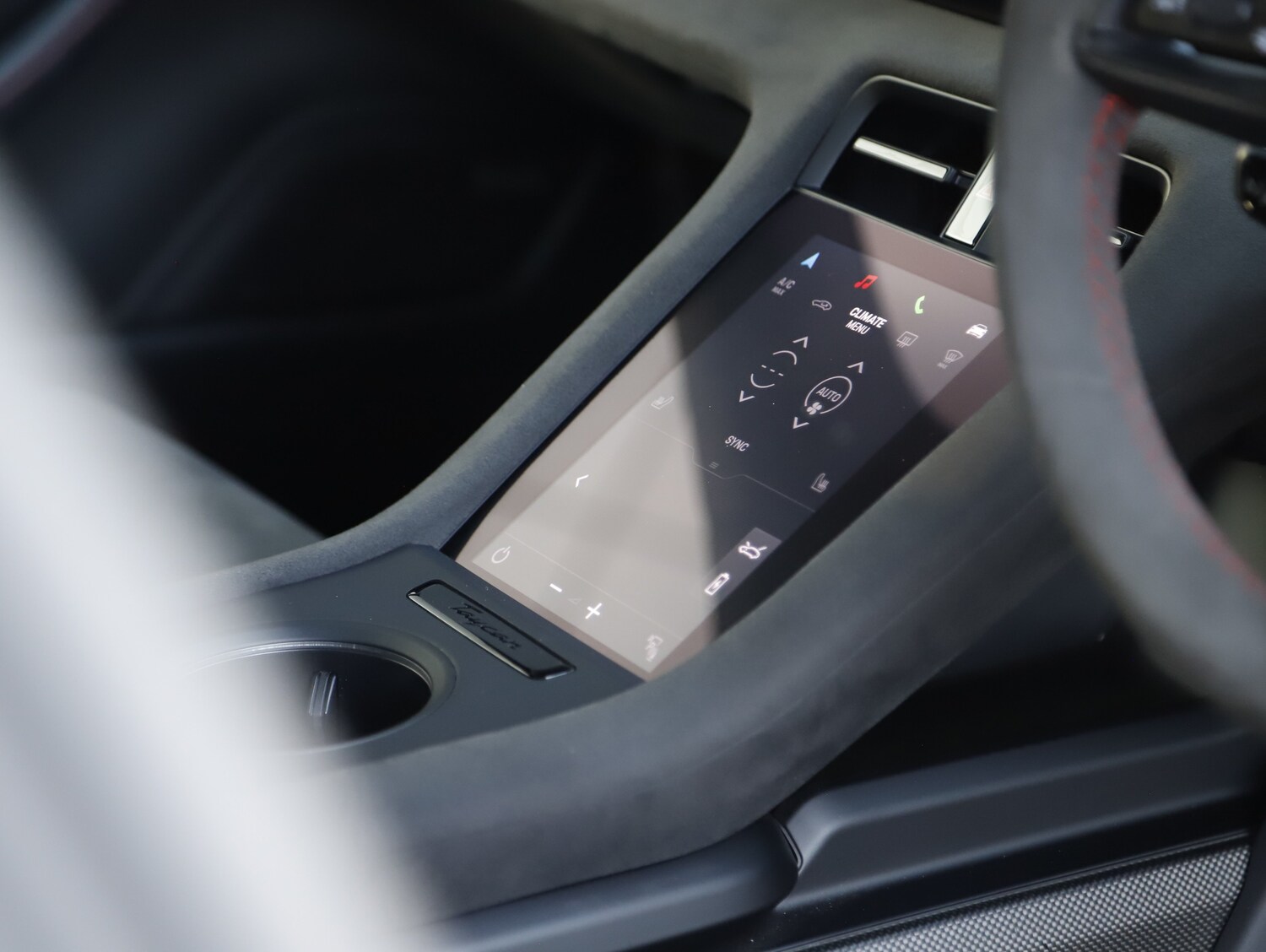 Used Porsche Taycan 2023 for sale - 77952080: Photo 25