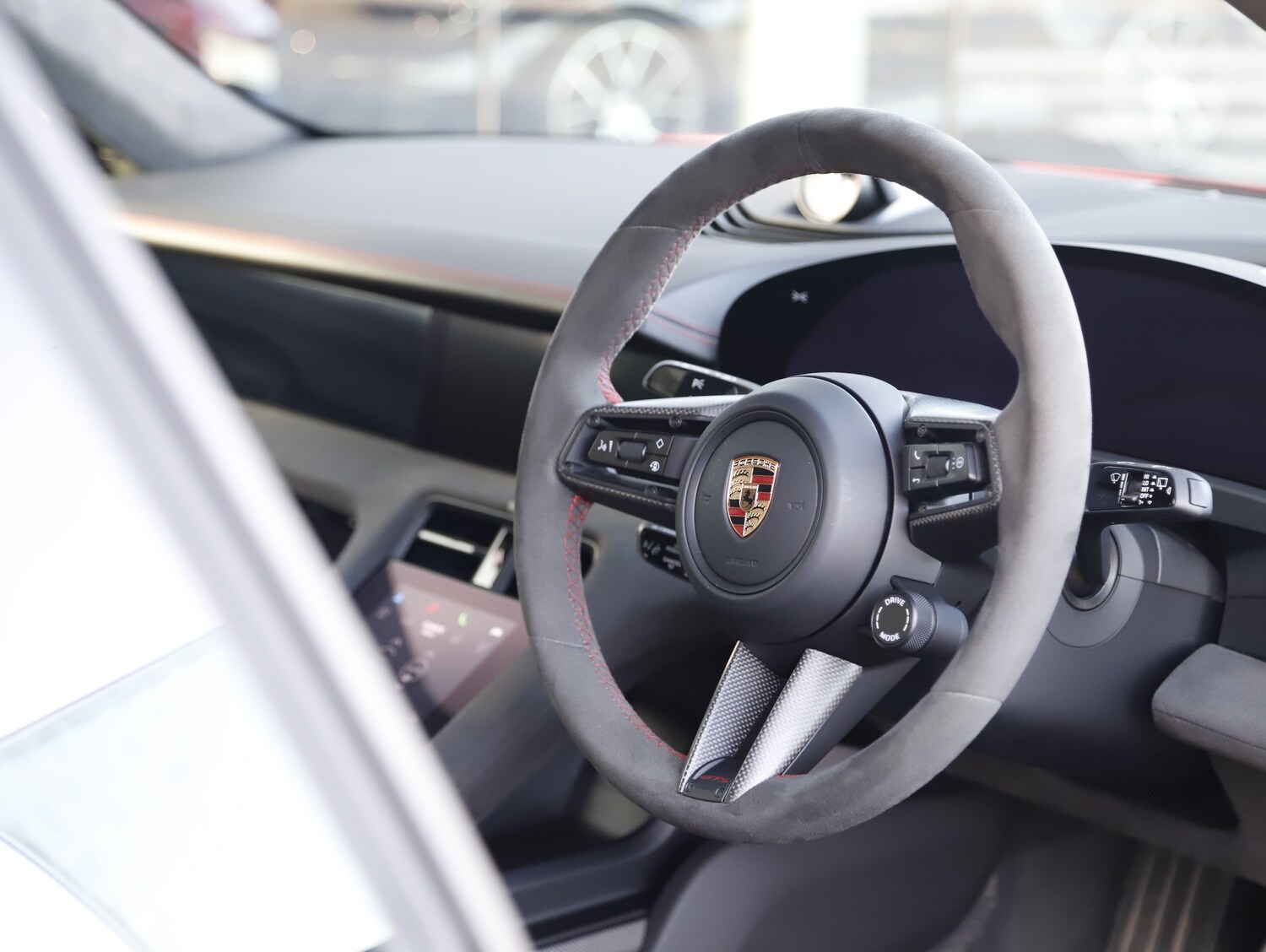 Used Porsche Taycan 2023 for sale - 77952080: Photo 26