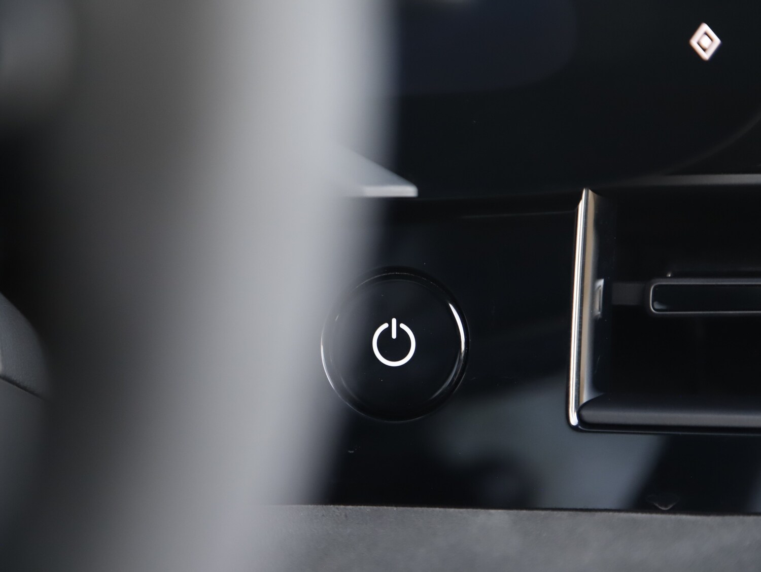 Used Porsche Taycan 2023 for sale - 77952080: Photo 31