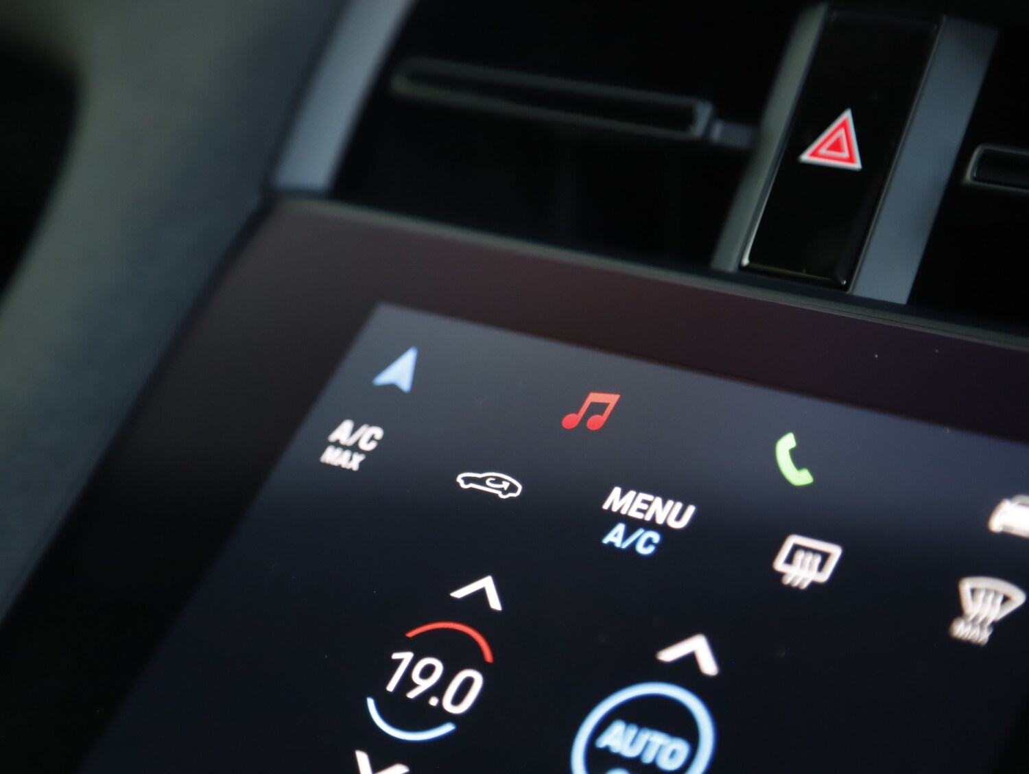 Used Porsche Taycan 2023 for sale - 77952080: Photo 39