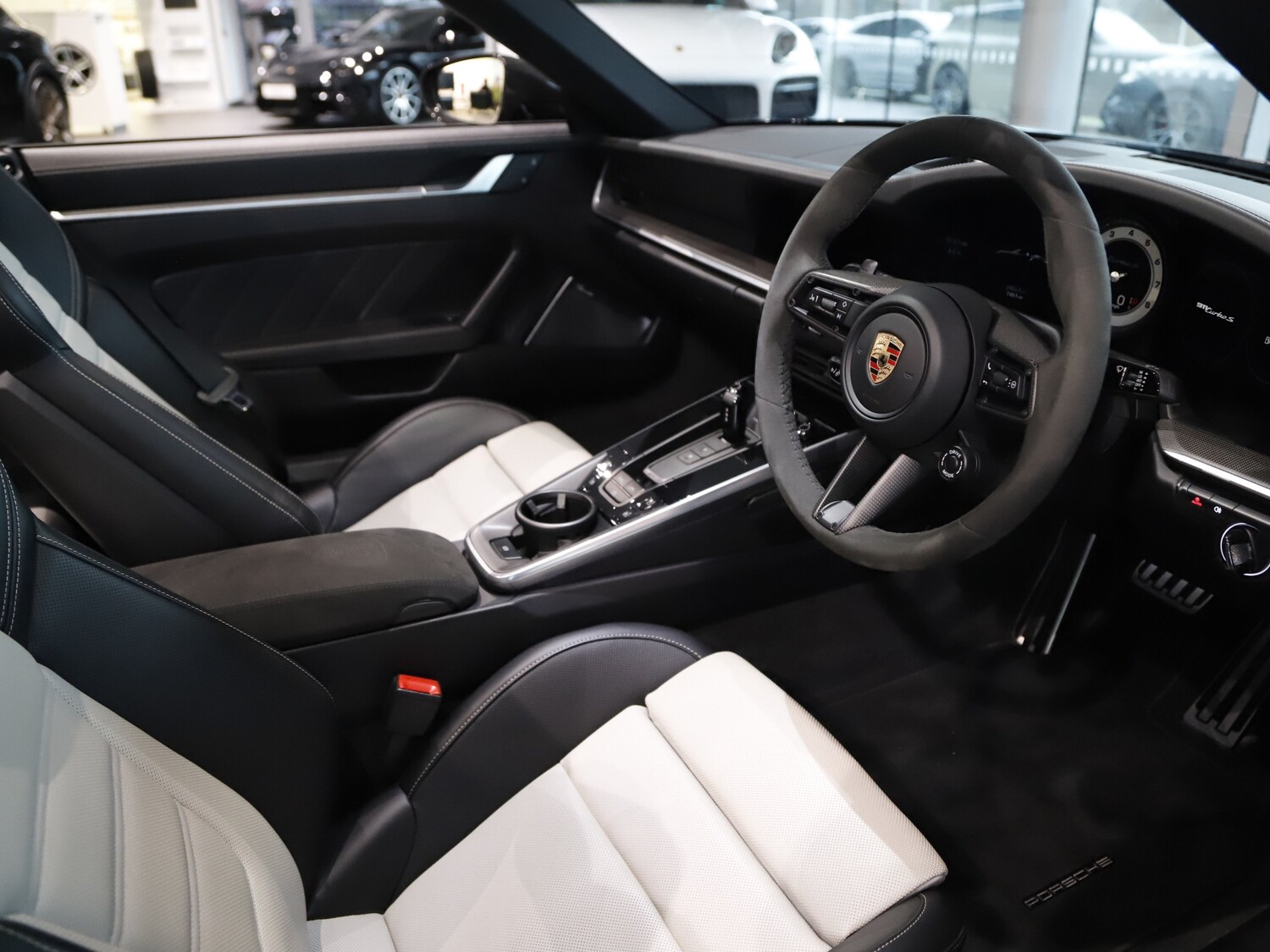 Used Porsche 911 2023 for sale - 77451284: Photo 19